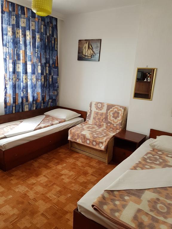 אובזור Guest Rooms Denitsa מראה חיצוני תמונה