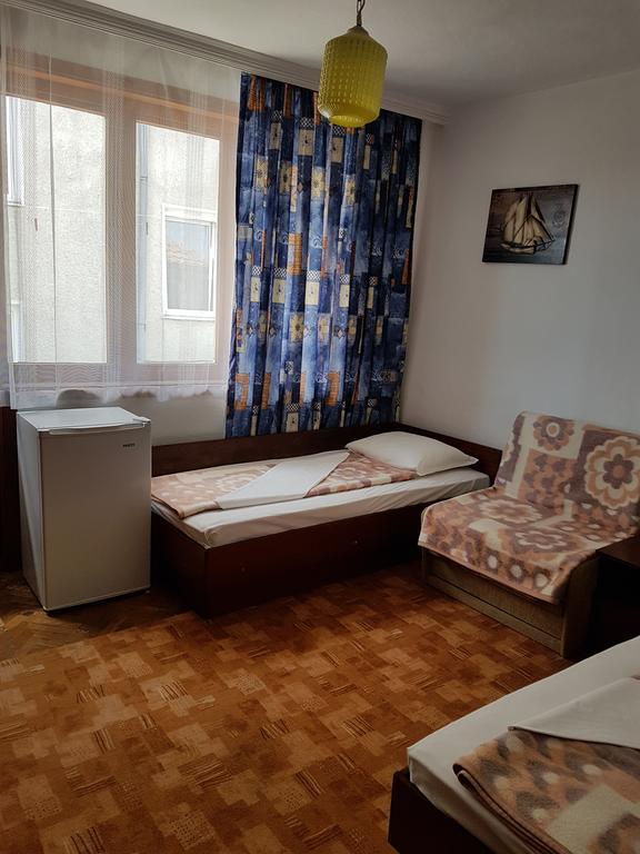 אובזור Guest Rooms Denitsa מראה חיצוני תמונה